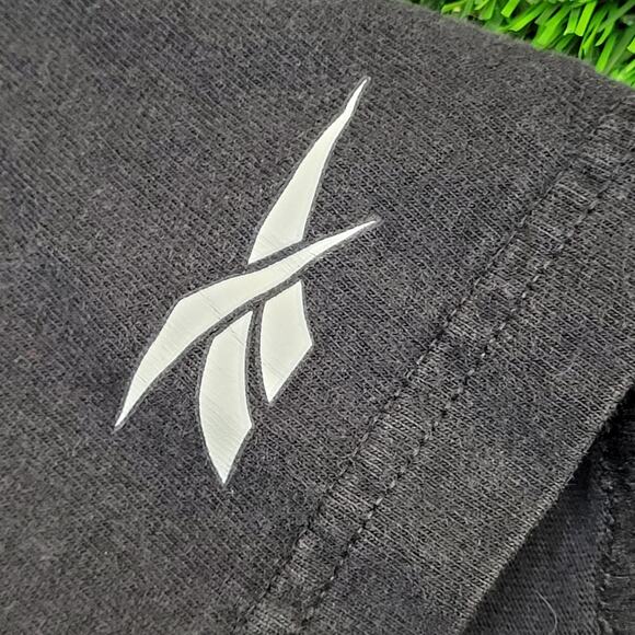 Vintage Reebok Hawks Henley Shirt Large 22x27 IOWA Arch Y2K - Picture 12 of 16